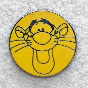 🔮 5/$25 Disney Winnie The Pooh Tigger‎ Pin